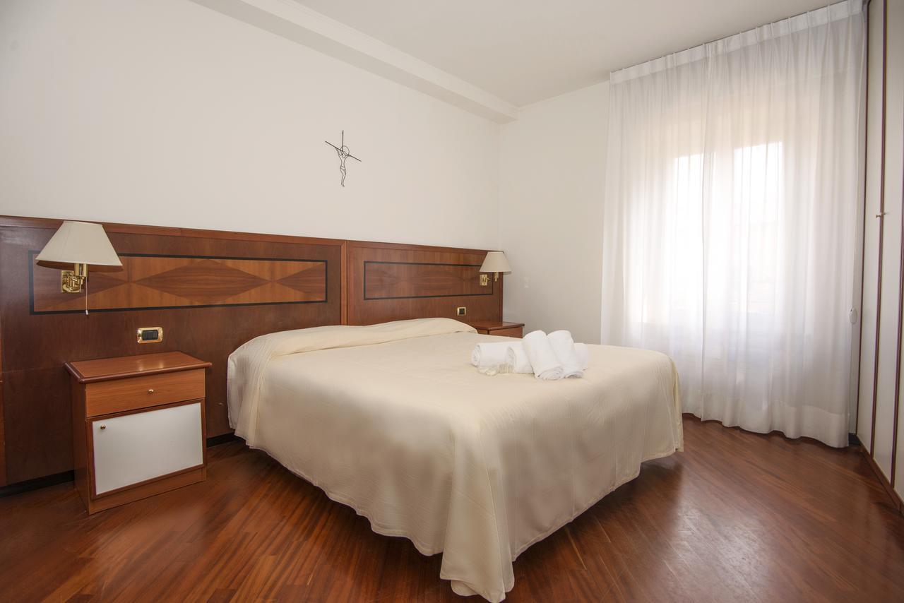 Hotel Le Muse Фабриано Экстерьер фото